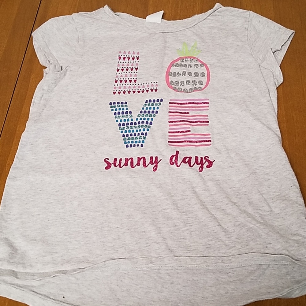 Girls tee size L